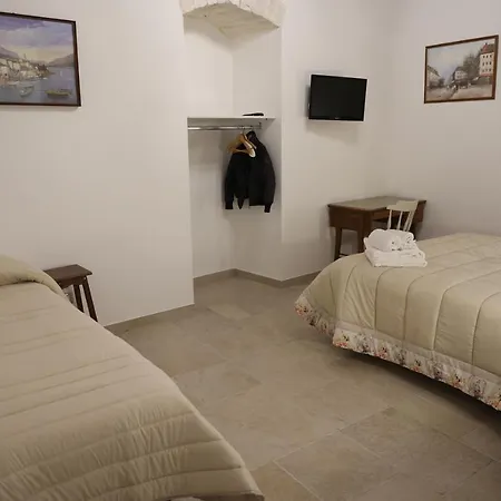 Antico Monastero Oda ve Kahvaltı Bitonto