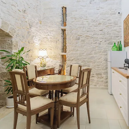 Bed & Breakfast Antico Monastero 4*